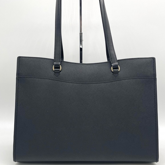 Michael Kors Large MF Pocket Shoulder Tote Bag - Picture 4 of 11